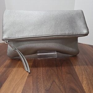 The Drop Southampton Silver Zippered Clutch Purse